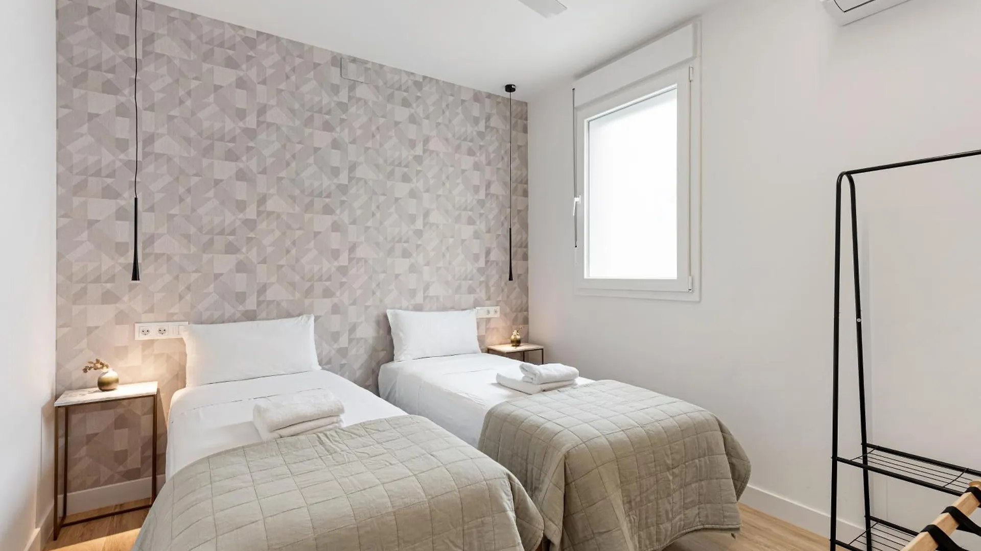 Stay U-Nique Apartment Jorge Guillen Malaga Spain
